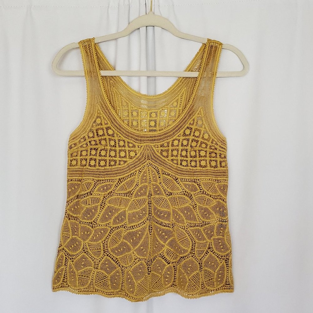 Vera Wang Mustard Top